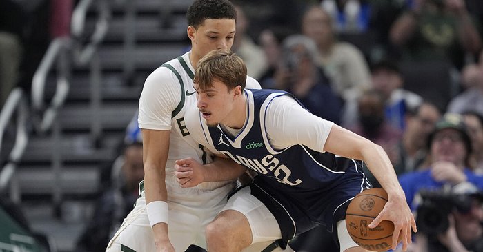 开云手机注册-罗林斯24+7+9弗拉格19+10 雄鹿大胜独行侠止住4连败|克里斯-米德尔顿|阿马里·威廉姆斯|克里斯·米德尔顿|密尔沃基雄鹿队|达拉斯独行侠队_新浪体育_新浪新闻